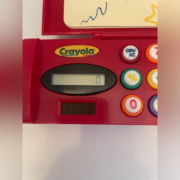Crayola Box Calculator - 8 Digit LCD Display - Picture 5 of 7